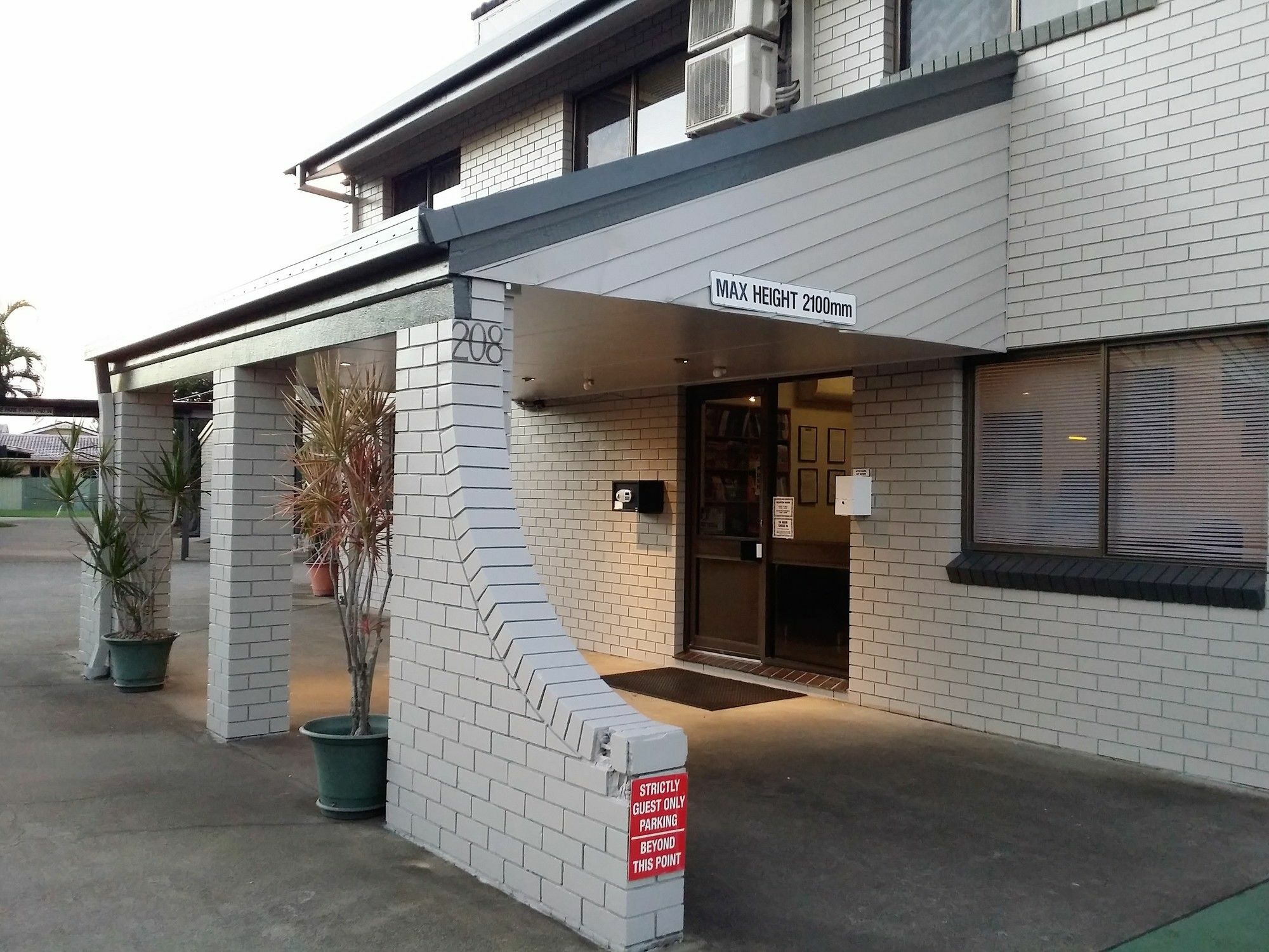 Mackay Motor Inn Exterior photo